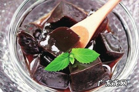 男人吃龟苓膏的好处及禁忌 女人吃龟苓膏的好处