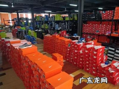 百丽女鞋品牌折扣店 女鞋折扣店加盟