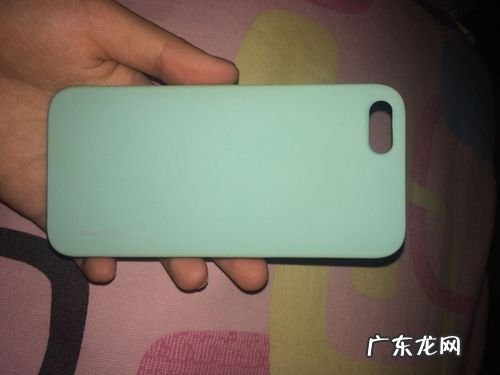 手机壳变黄了怎么洗 手机壳发黄了怎么清洗