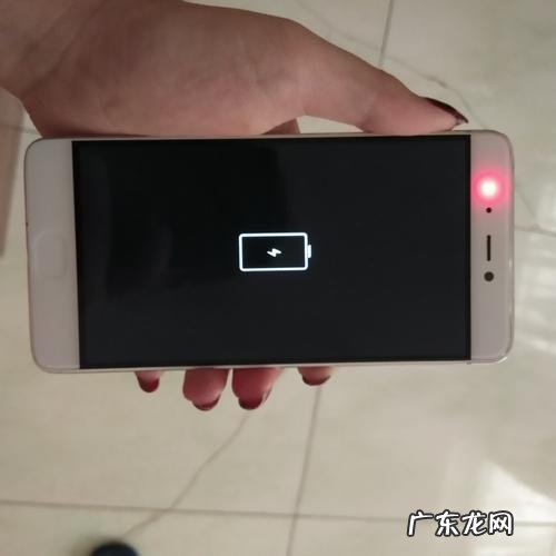 手机没电充不进去电是怎么回事 手机突然充不进去电了