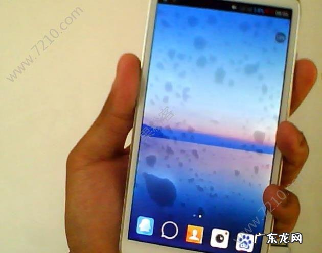 手机进水屏幕有水印怎么办 手机进水屏幕有水印怎么办