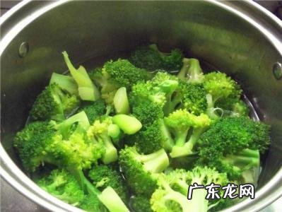 宝宝辅食西兰花焯水几分钟能熟 西兰花焯水几分钟能熟