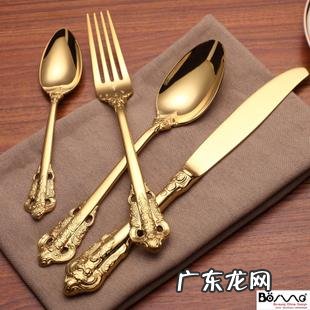 西餐刀叉拿法左右手英式 西餐刀叉左右手