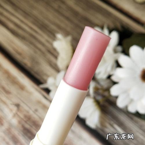 不掉色的口红对身体好吗 不掉色的口红