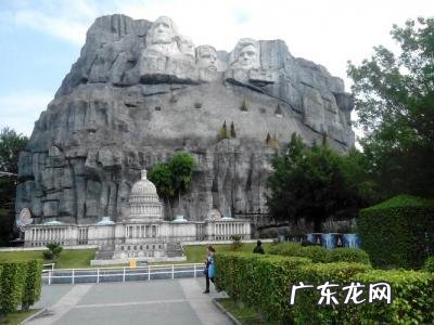 长沙海底世界和世界之窗哪个好玩 世界之窗好玩吗