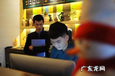 90后创业成功人士贴近生活 90后创业成功人士