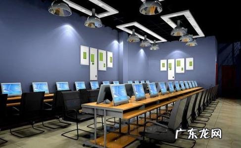 加盟连锁网吧老板需要在店里吗 加盟连锁网吧