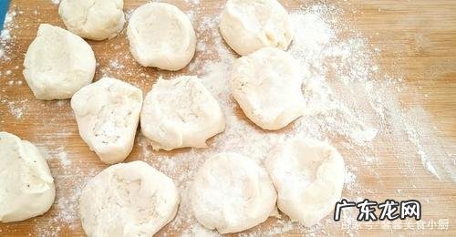 做包子怎么发面才松软 做包子怎么发面才松软发面的方法视频